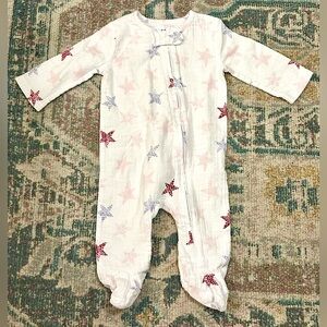 Aden and Anais 0-3M zipper pjs